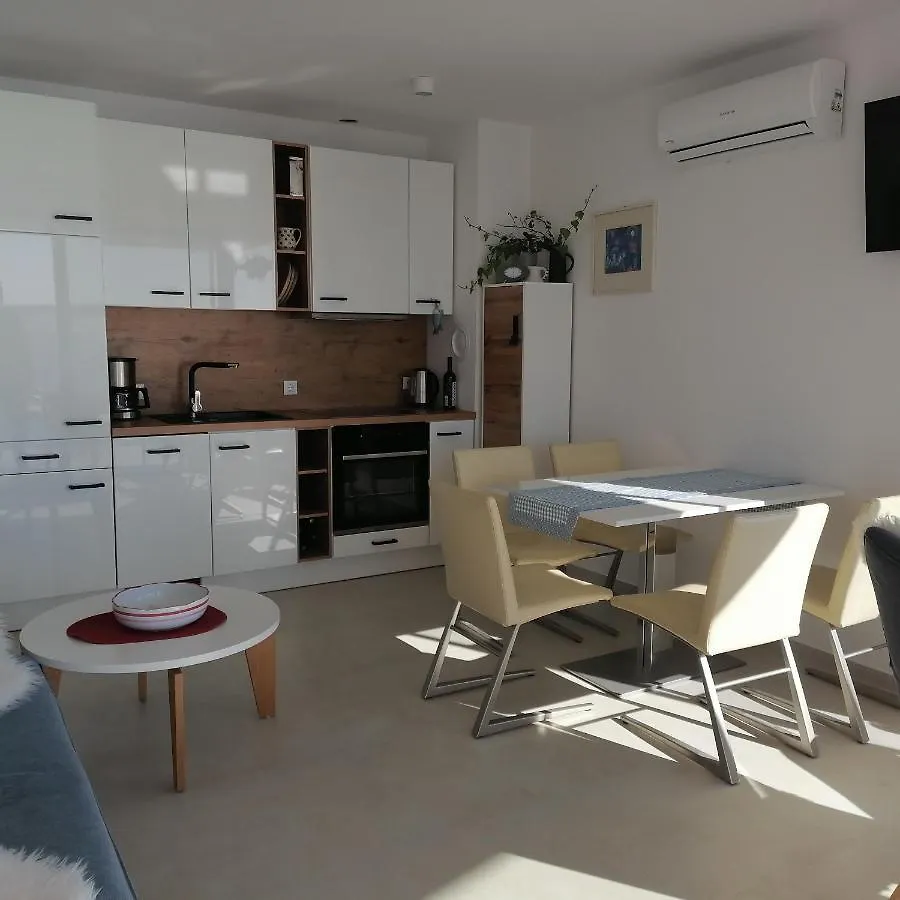 Ferienwohnung Bella Mare Mandre 0*,