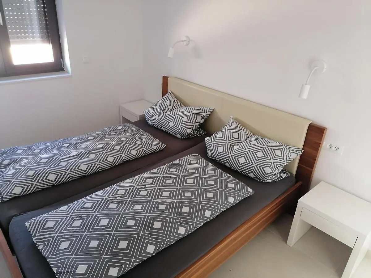 Apartment Ferienwohnung Bella Mare Mandre Kroatien