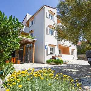 Apartmán Pernjak, Mandre